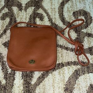 5inch Leather purse with a zipper inside, comfortable and useful shoulder bag.